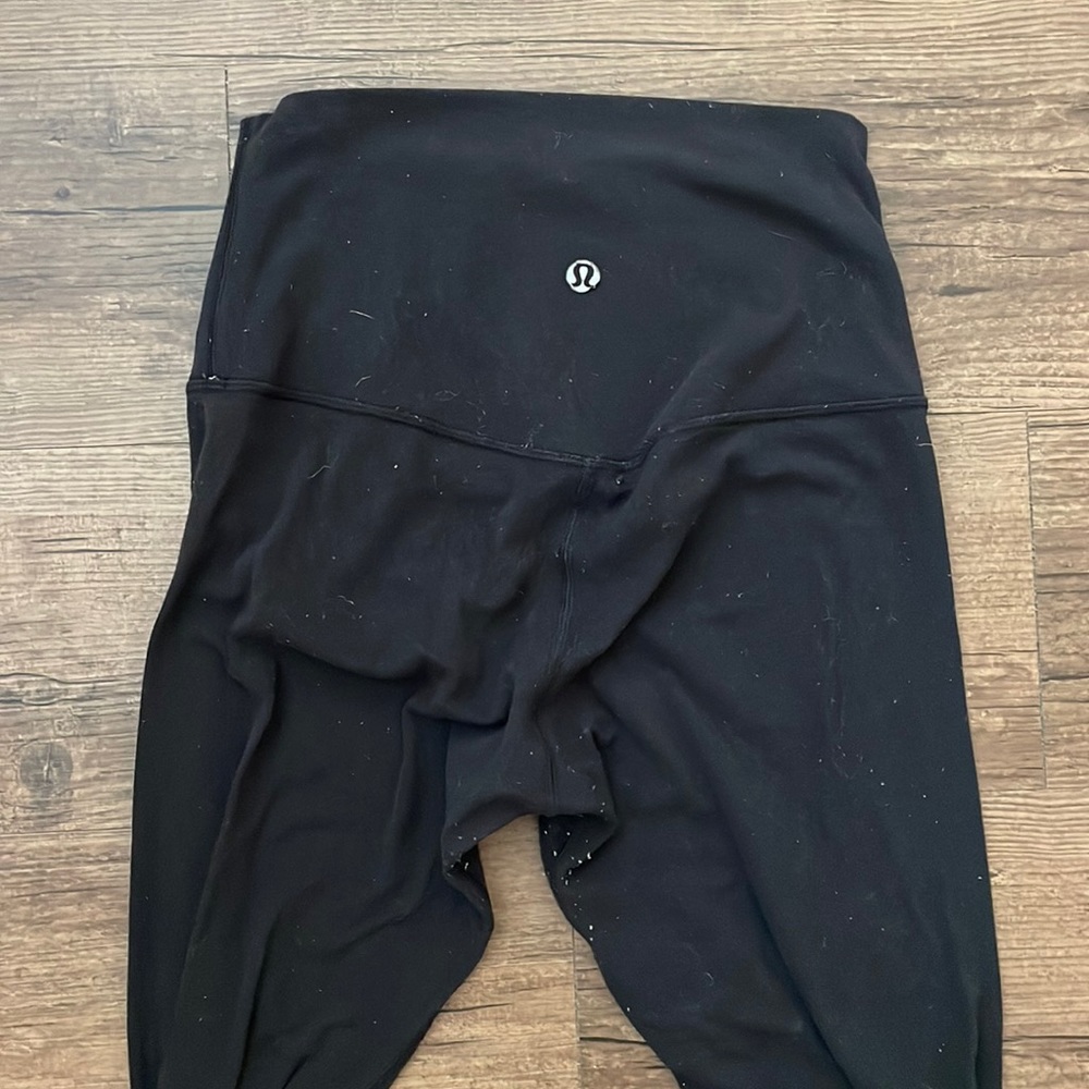 Lululemon leggings 28’